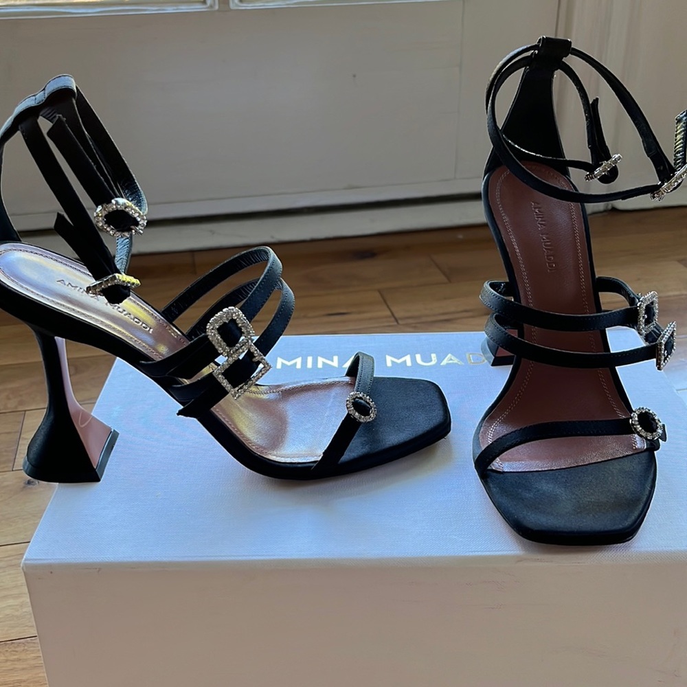 Amina Muaddi Robyn Sandal size 37.5 in black with crystals